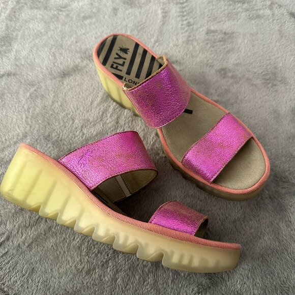 Fly London Pink Metallic Wedge Sandals Shoes Women's size 40 US 9 9.5 - Picture 1 of 7
